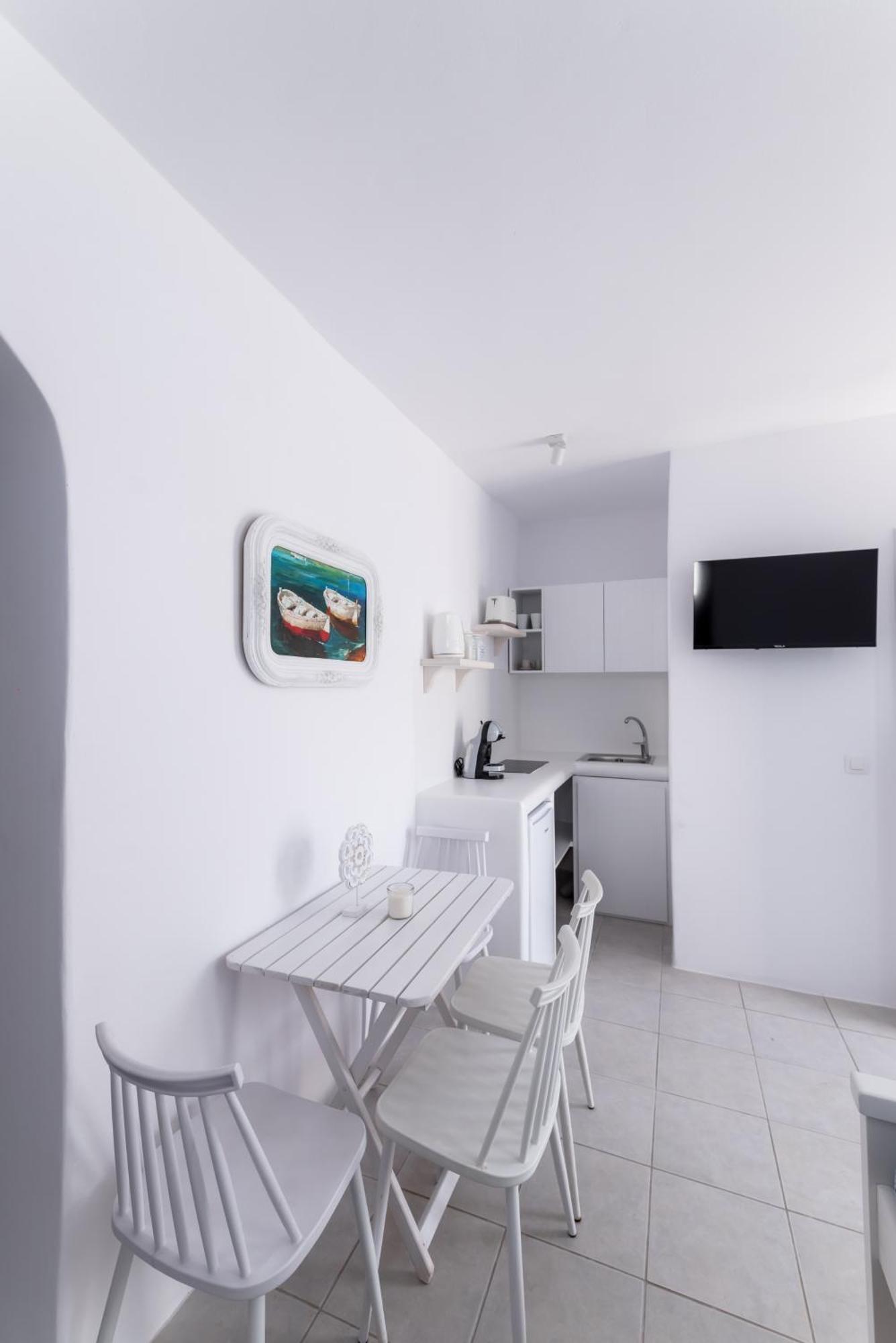 Olive Tree Mykonos Town Semi-Basement Apartment Exterior photo